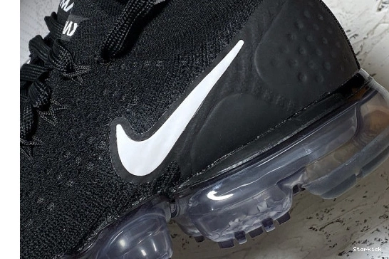 AIR 2 942842-001 VAPORMAX WHITE BLACK 1212